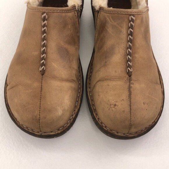 UGG Bettey Brown Leather Slip on Loafers 8 - Picture 12 of 13